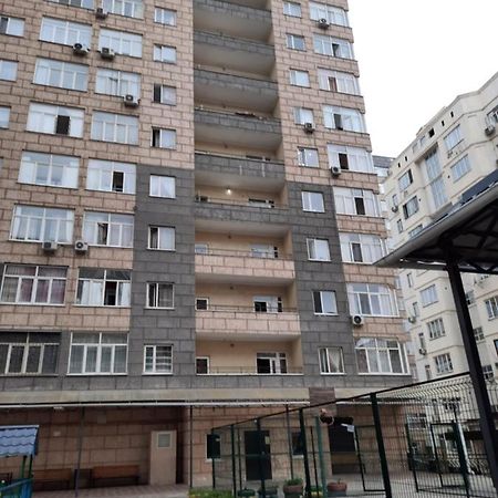 Diplomat Apartments Bishkek Exterior foto