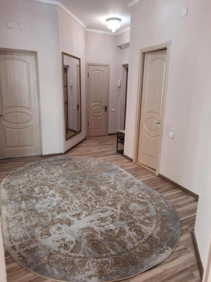 Diplomat Apartments Bishkek Exterior foto