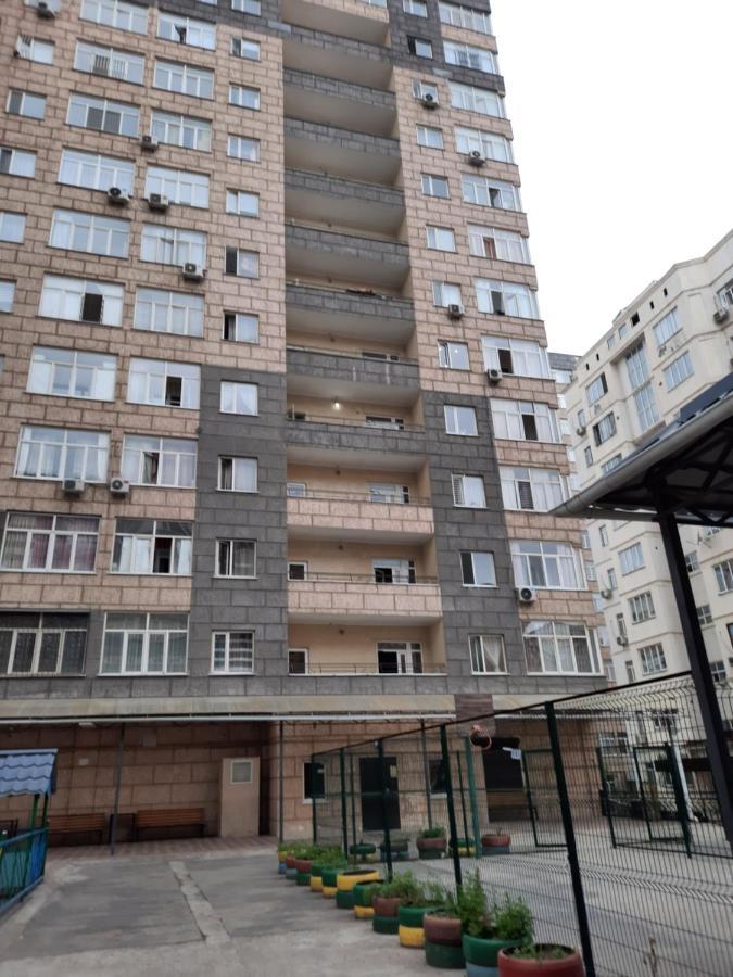 Diplomat Apartments Bishkek Exterior foto