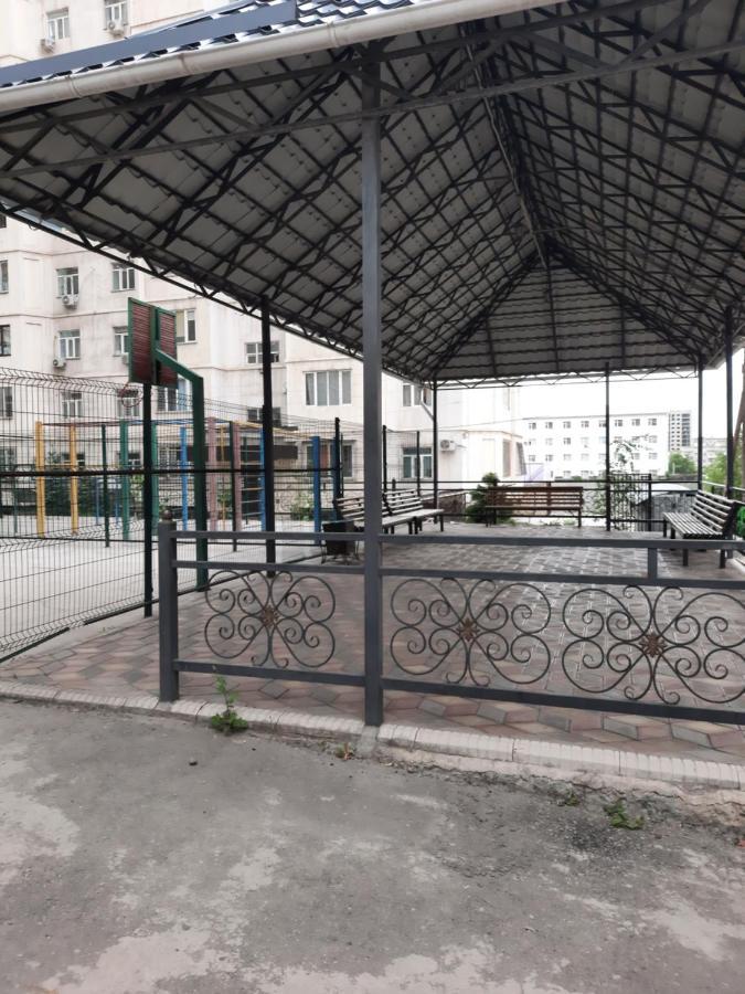 Diplomat Apartments Bishkek Exterior foto